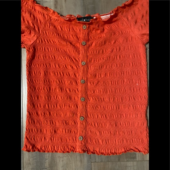 NWT- DEREK HEART ORANGE/RED CROP TOP 💕 - Picture 2 of 4